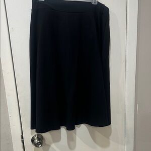 Elegant Black Women's Skirt